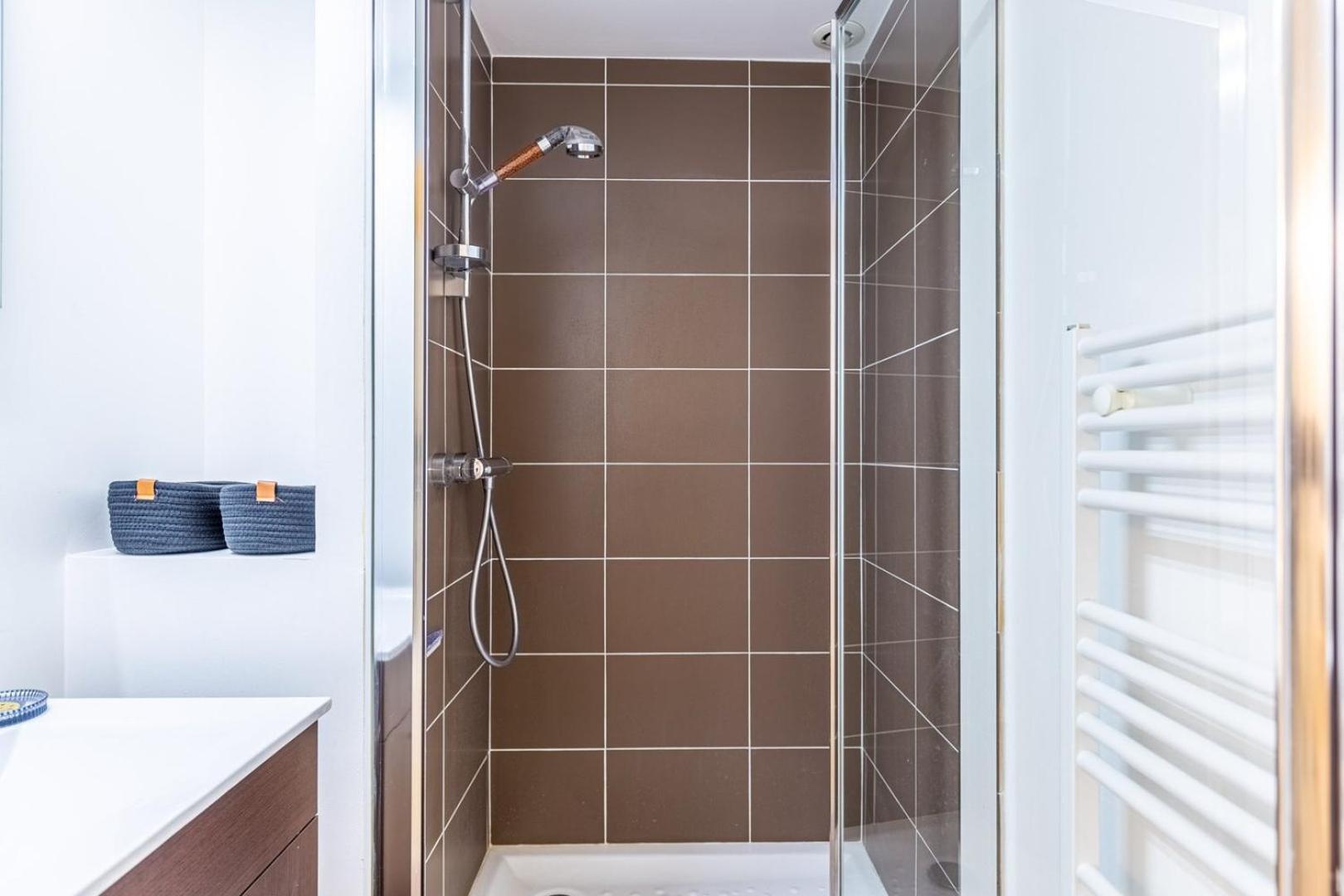 Guestready - Cozy Apt In Frederic & Isabelle Place Бордо Экстерьер фото