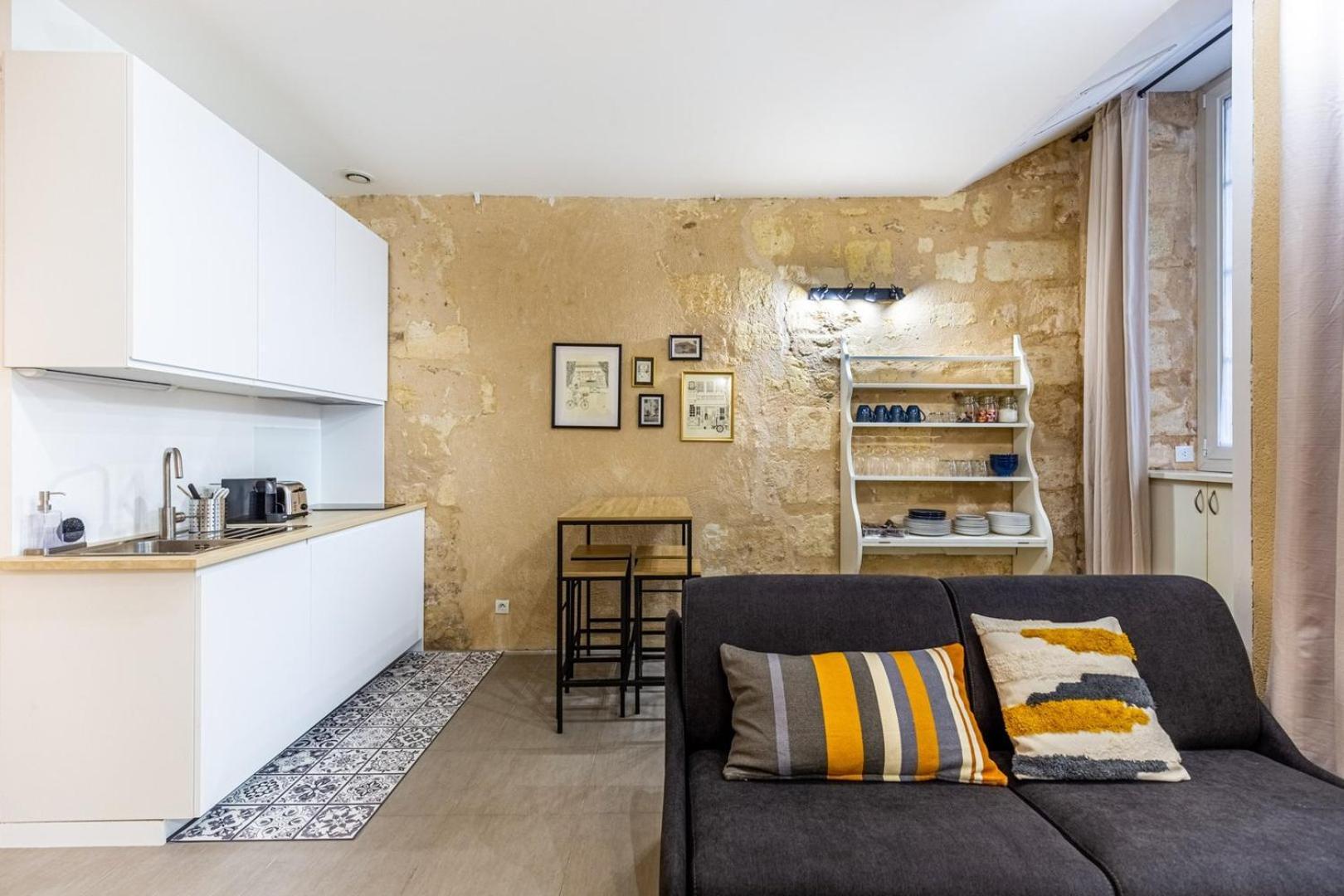 Guestready - Cozy Apt In Frederic & Isabelle Place Бордо Экстерьер фото