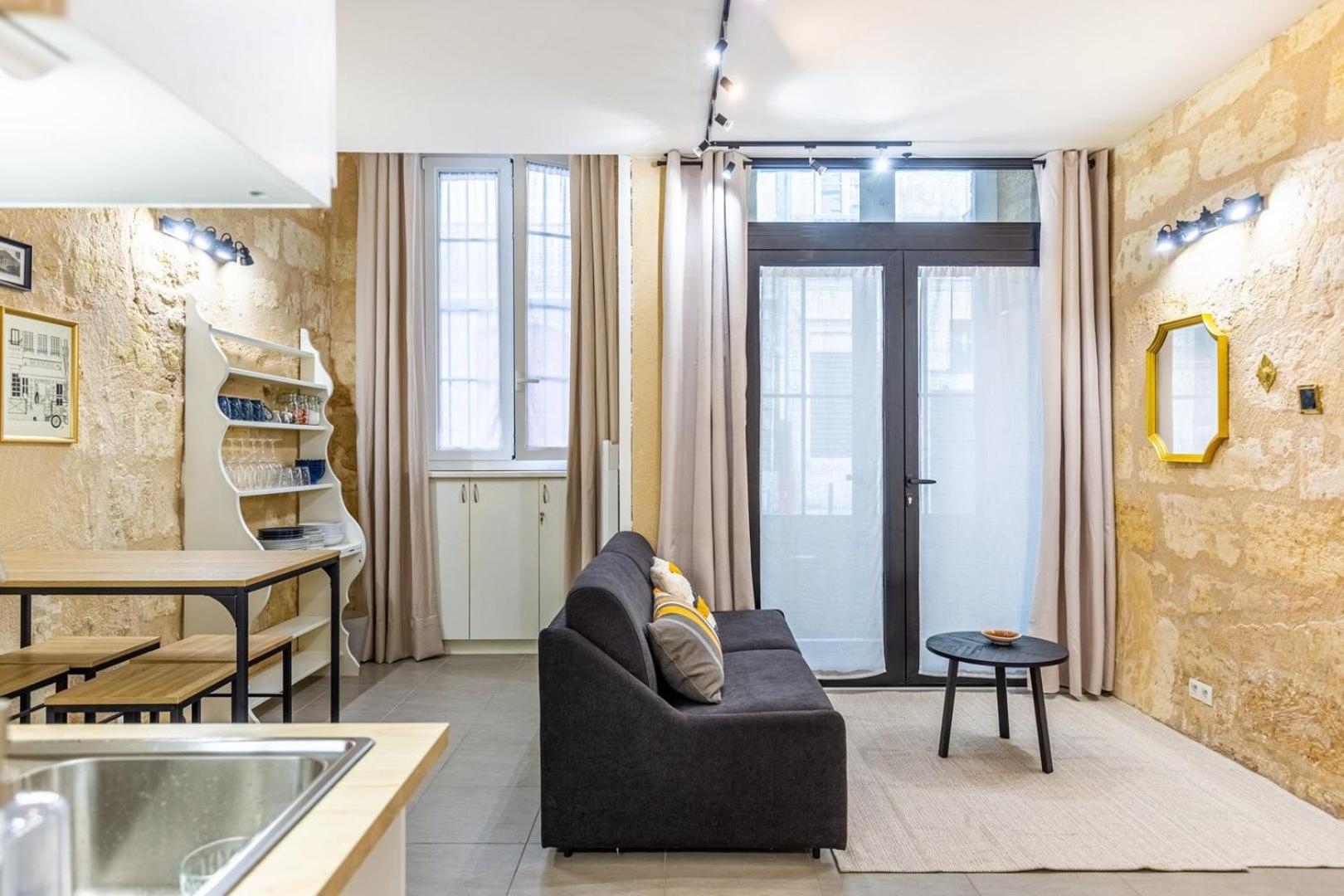 Guestready - Cozy Apt In Frederic & Isabelle Place Бордо Экстерьер фото